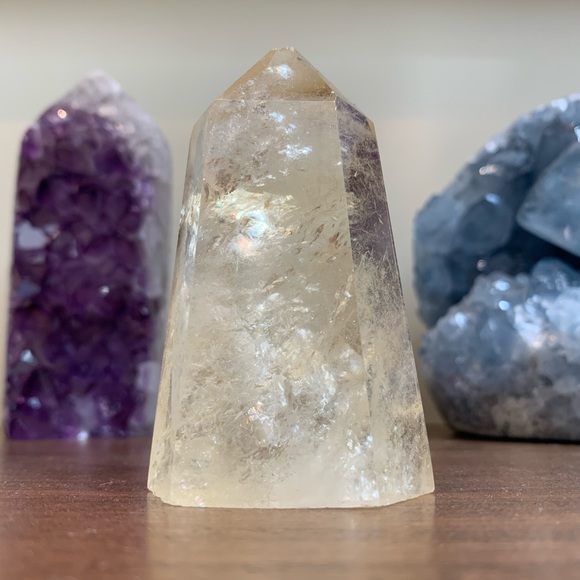 Healing Crystal - Citrine Pointed Tower - Picture 10 of 13